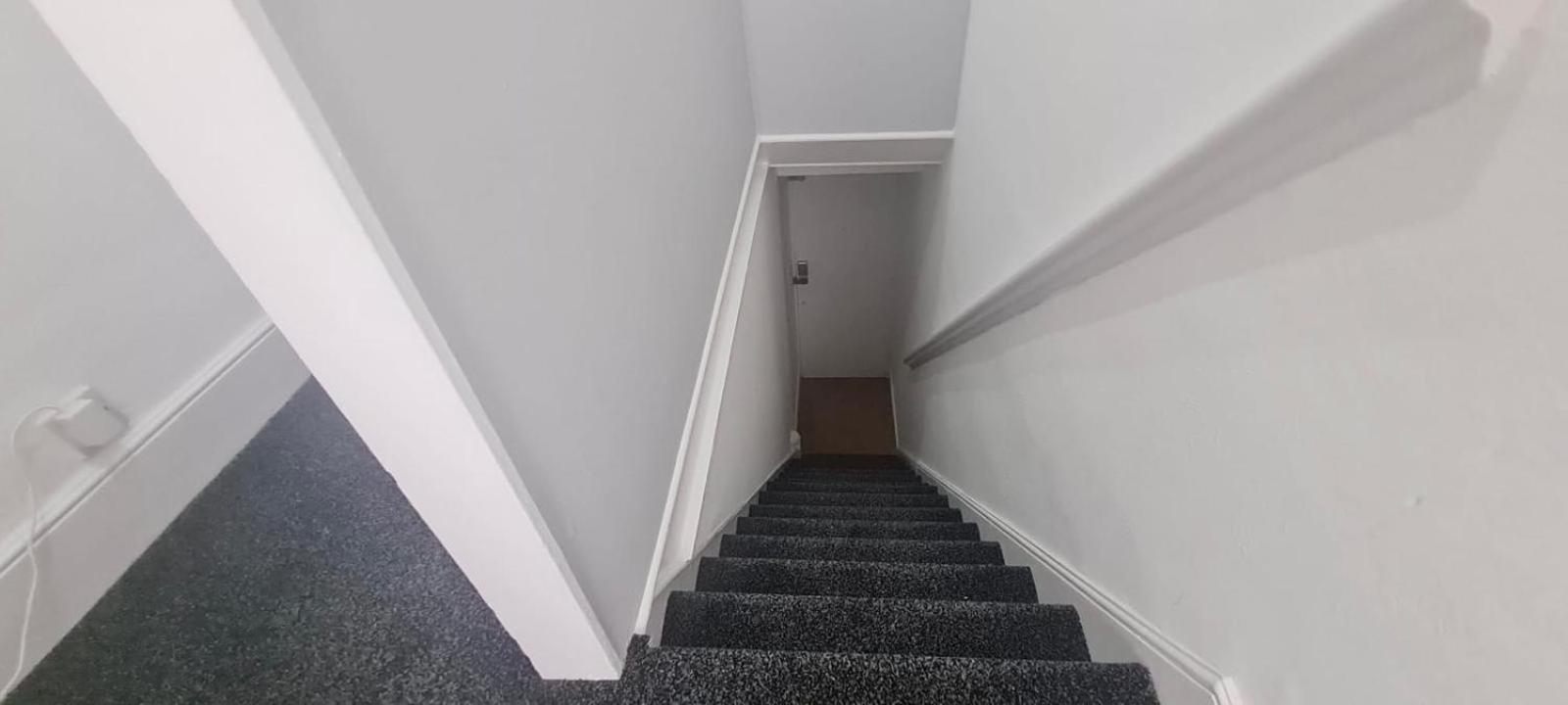 Westcliff-On-Sea Modern 2 Bedroom Apartment - Free Parking Southend-on-Sea Extérieur photo